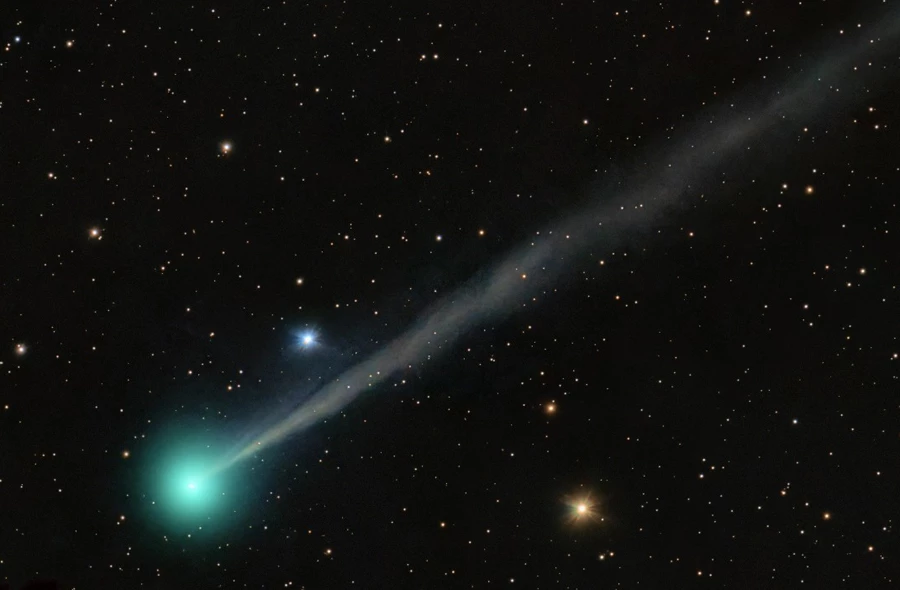 Chasing the Guide to Comet C/2025 R3 (PanSTARRS)